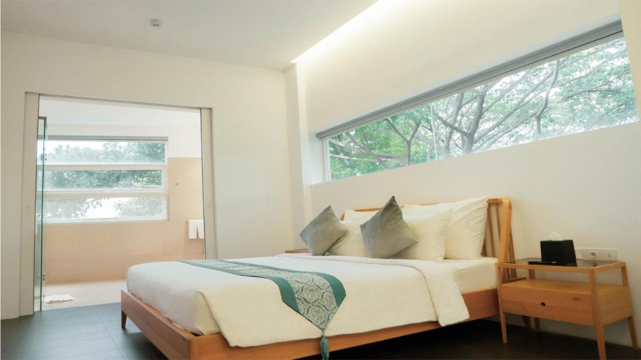 K Gallery Hotel Pasuruan Exterior foto