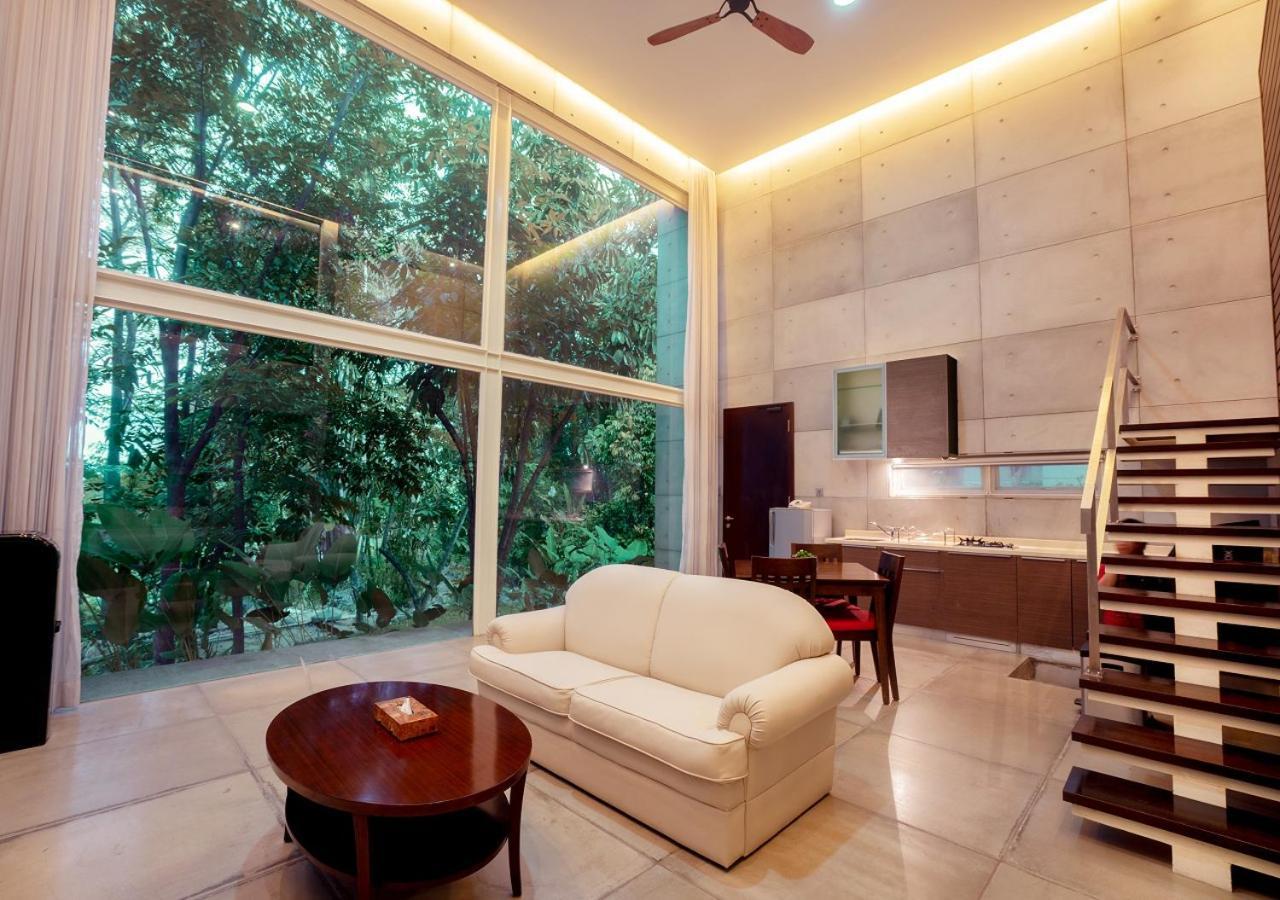 K Gallery Hotel Pasuruan Exterior foto